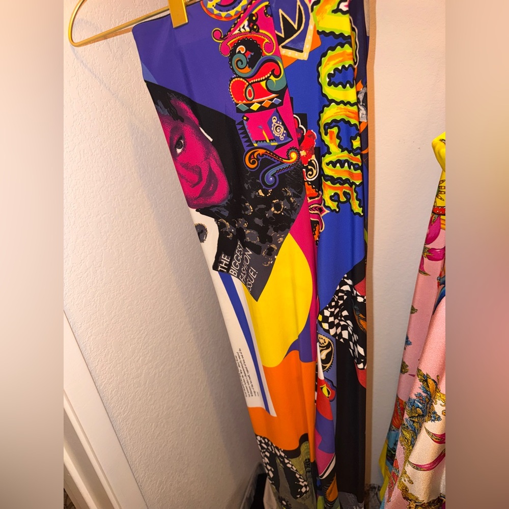 Versace Vogue Tribute Collection Multicolor Graphic Leggings NOT ALTERED